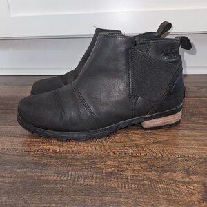Sorel Emelie Chelsea Bootie size 9